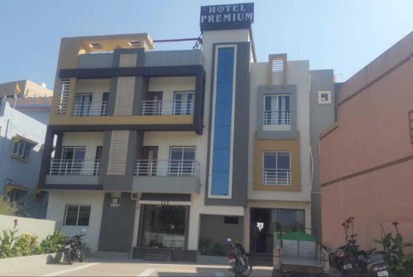 Premium Hotel Near Nagoa Beach Diu Exterior photo